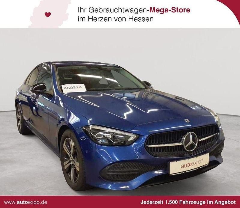 Spektralblau metallic Gebraucht 2023 Mercedes C220 Avantgarde Limousine | 31.090 € (Guter Preis) - Bild 1/4