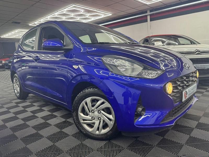 Gebraucht Hyundai i10 Select 67 PS (49 kW) 2021 Blau Kleinwagen