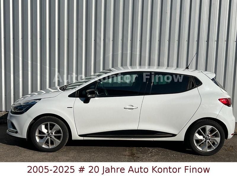 Gebraucht Renault Clio IV Expression 90 PS (66 kW) 2017 Gletscherweiss Kleinwagen