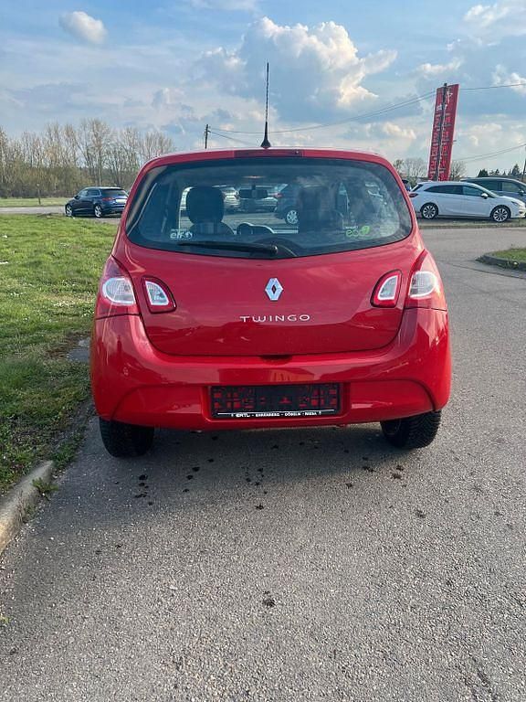 Gebraucht Renault Twingo Initiale Paris 75 PS (55 kW) 2013 Rot Kleinwagen