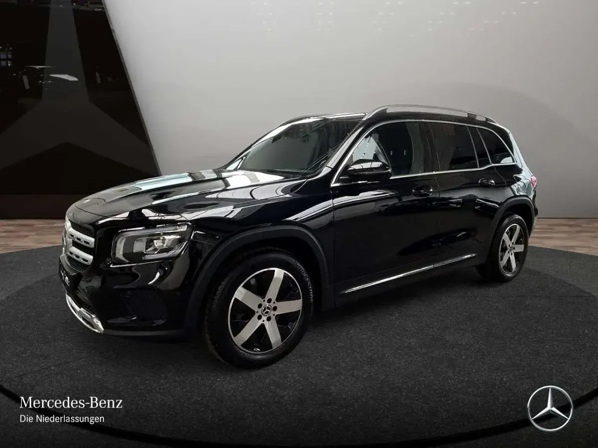 Gebraucht Mercedes GLB200 Progressive 150 PS (110 kW) 2023 Schwarz SUV