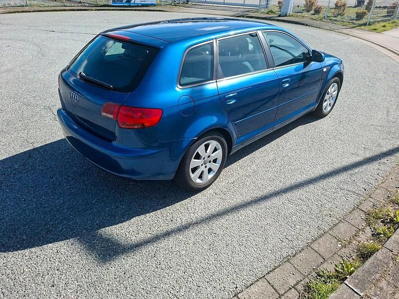 Gebraucht Audi A3 102 PS (75 kW) 2007 Blau Kleinwagen