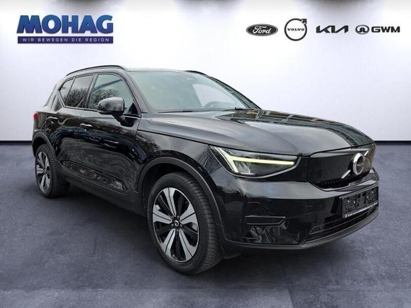 Second-hand Volvo XC40 Core 169 kW (231 CP) 2022 Negru SUV