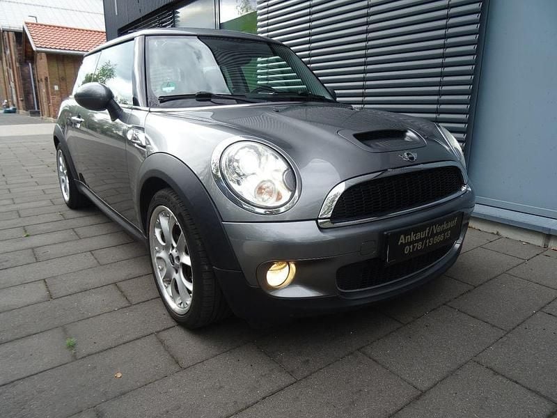 Grau Gebraucht 2008 Mini Cooper Kleinwagen | 7.950 € (Superpreis) - Bild 1/4