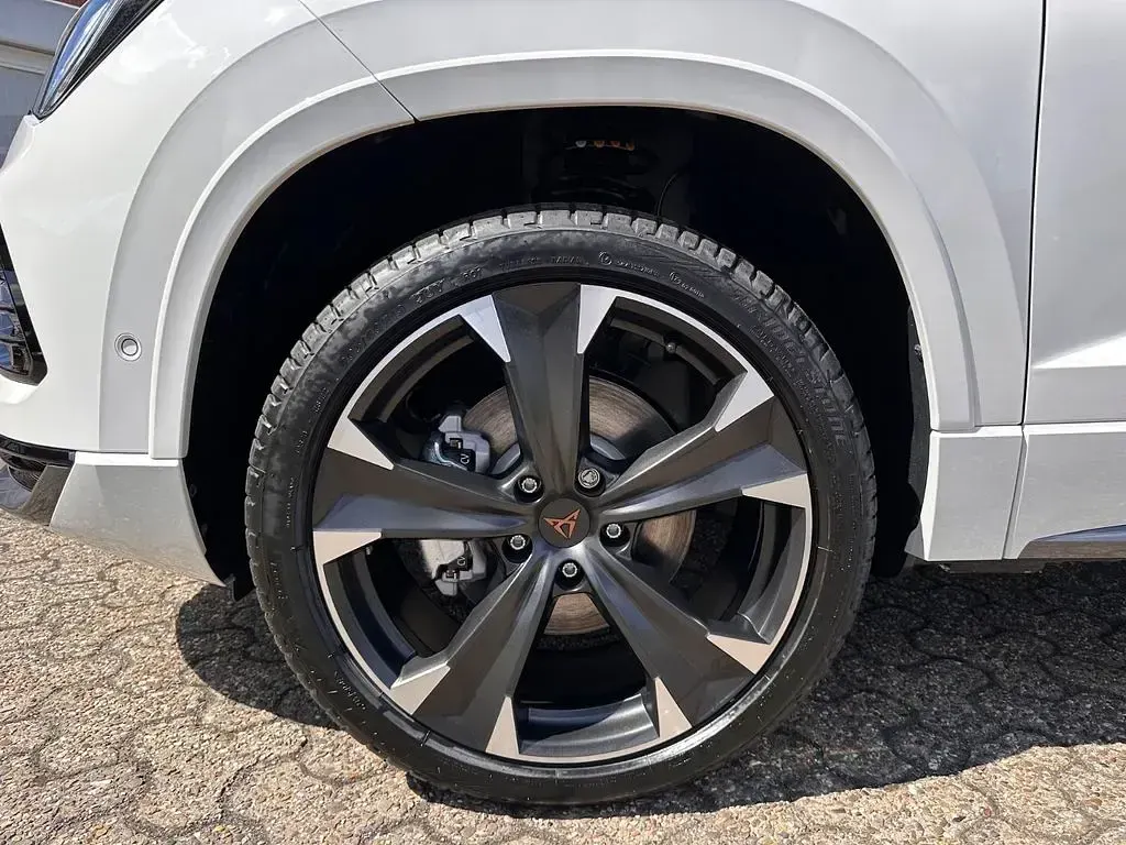 Neu Cupra Ateca 150 PS (110 kW) 2026 Weiß SUV