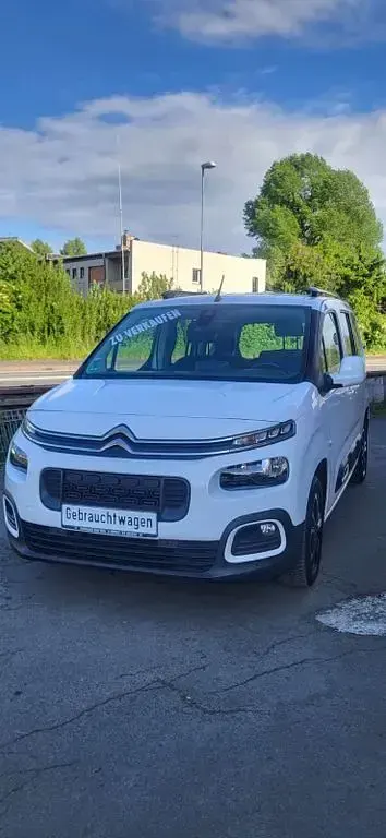 Gebraucht Citroën Berlingo Feel 131 PS (96 kW) 2018 Weiß Van / Kleinbus
