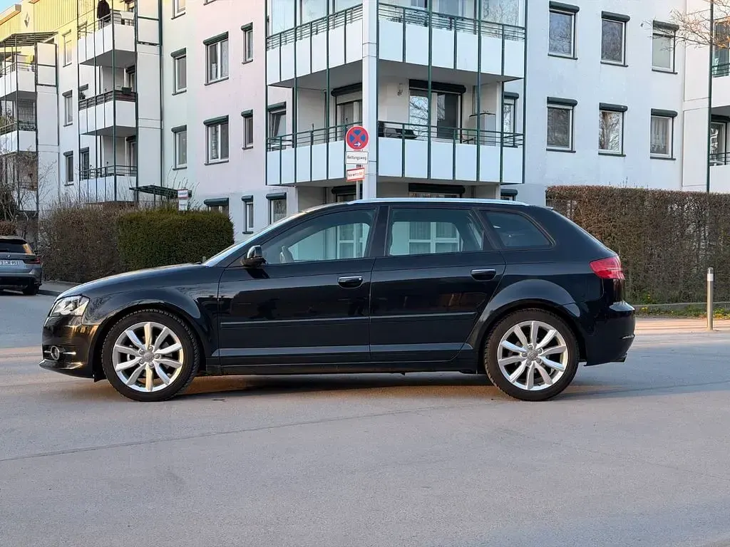Używany Audi A3 Ambition 160 KM (117 kW) 2011 Czarny Hatchback