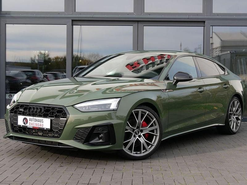 Grün Gebraucht 2020 Audi A5 Sportback Edition .1 Limousine | 29.900 € (Superpreis) - Bild 1/4