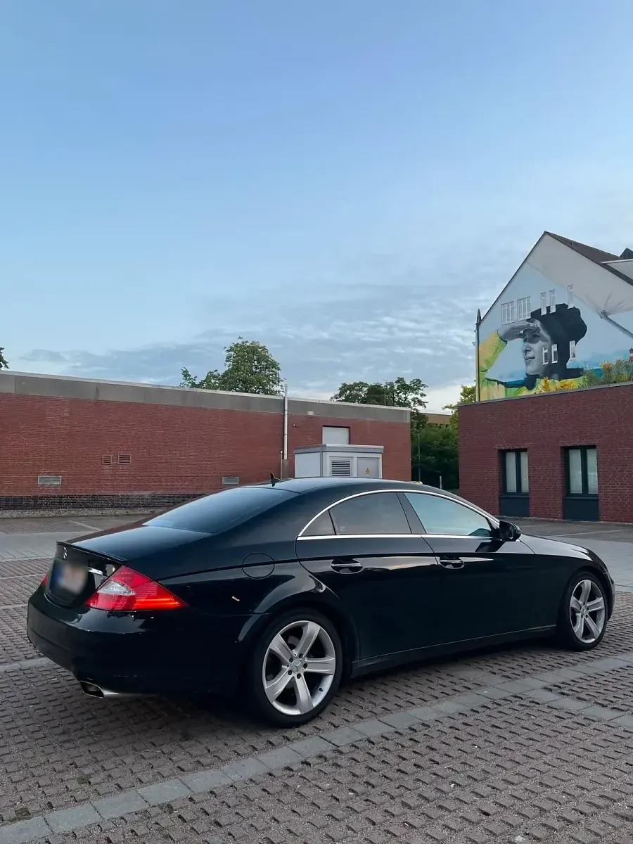 Gebraucht Mercedes CLS350 292 PS (214 kW) 2008 Schwarz Limousine