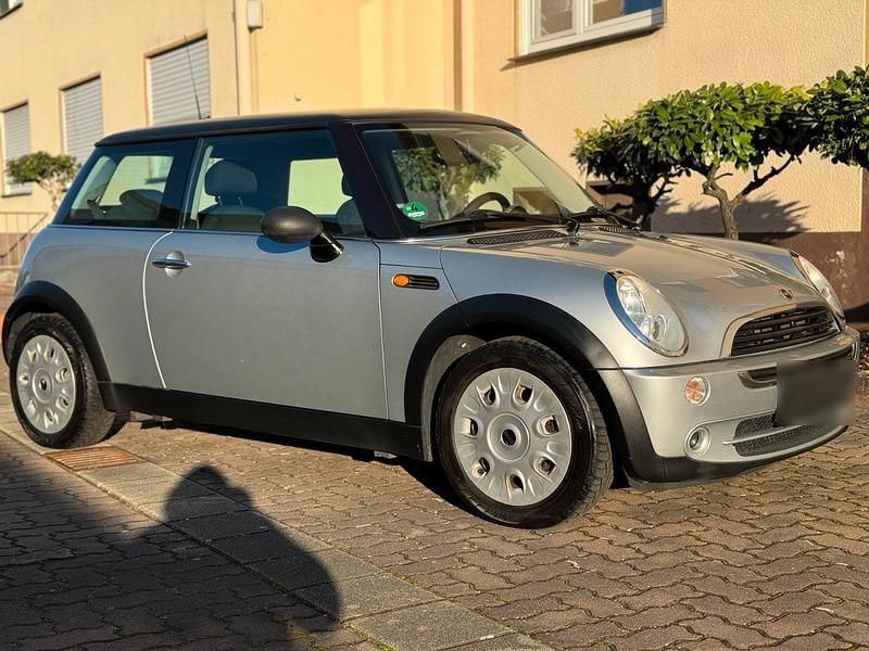Gebraucht Mini Cooper 90 PS (66 kW) 2005 Silber Kleinwagen