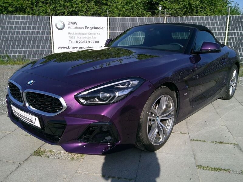 Violett Gebraucht 2024 BMW Z4 M Sport Cabrio | 43.990 € (Fairer Preis) - Bild 1/3