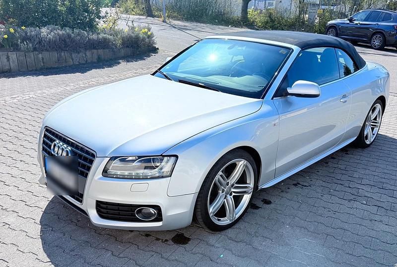 Silber Gebraucht 2009 Audi A4 Cabriolet Cabrio | 8.555 € - Bild 1/4