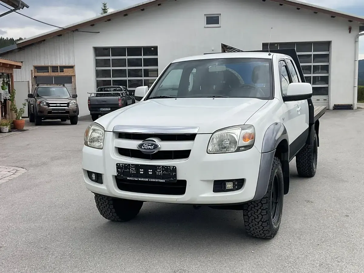 Gebraucht Ford Ranger 143 PS (105 kW) 2008 Weiß Pickup