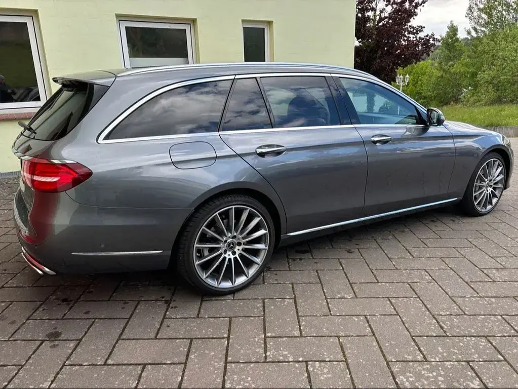 Brugt Mercedes E400 340 HK (250 kW) 2019 Grå Stationcar
