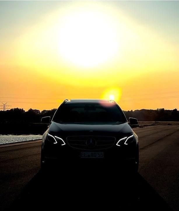 Schwarz Gebraucht 2014 Mercedes E350 Avantgarde Kombi | 14.500 € (Guter Preis) - Bild 1/4