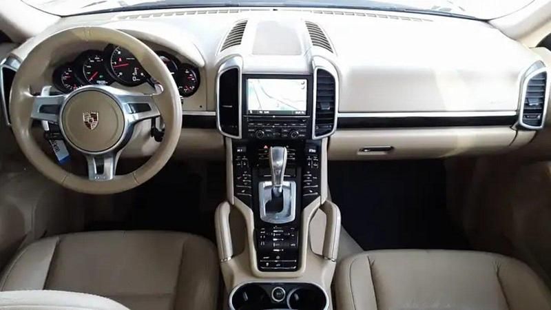 Gebraucht Porsche Cayenne 245 PS (180 kW) 2012 Schwarz (metallic) SUV