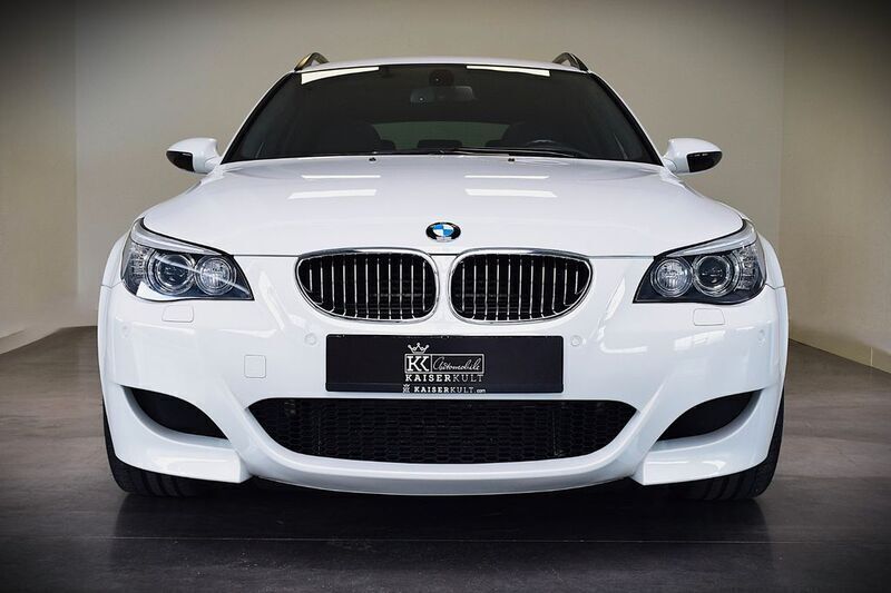 Weiß Gebraucht 2007 BMW M5 Performance Kombi | 75.000 € - Bild 1/4