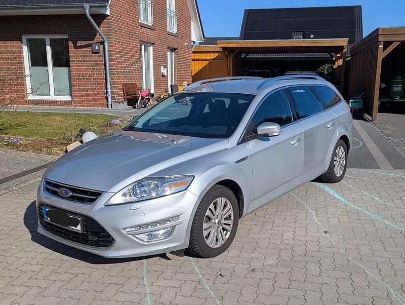 Gebraucht Ford Mondeo 203 PS (149 kW) 2011 Silber Kombi