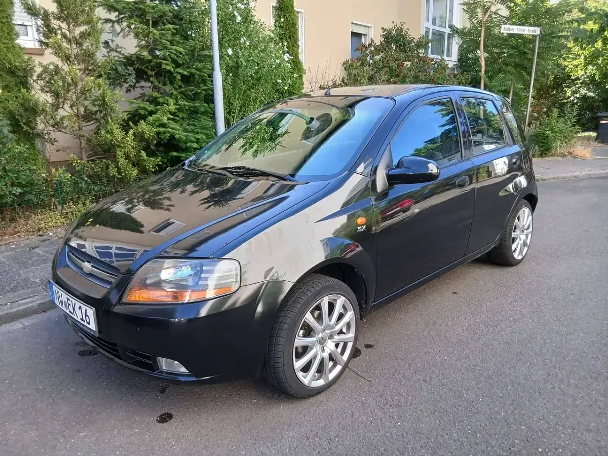 Gebraucht Chevrolet Kalos SX 94 PS (69 kW) 2005 Schwarz Limousine