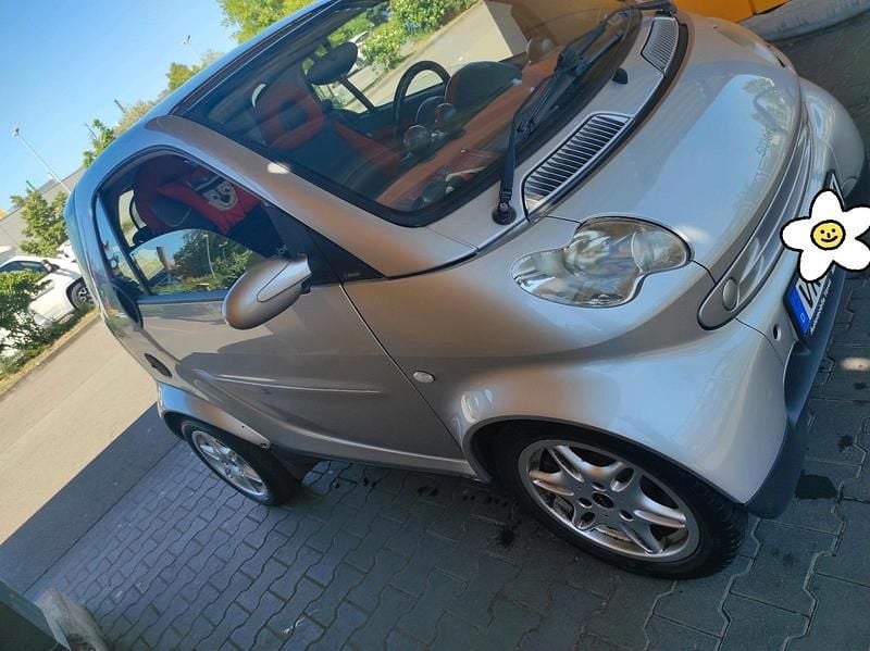 Silber Gebraucht 2002 Smart ForTwo Coupé Passion Kleinwagen | 2.250 € (Fairer Preis) - Bild 1/4