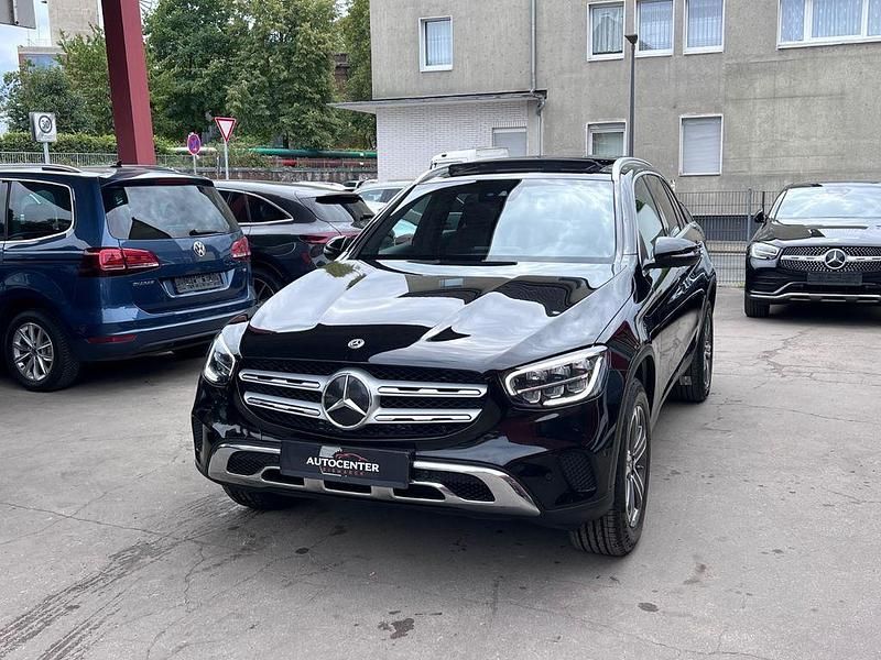 Schwarz Gebraucht 2022 Mercedes GLC220 SUV | 32.500 € - Bild 1/4