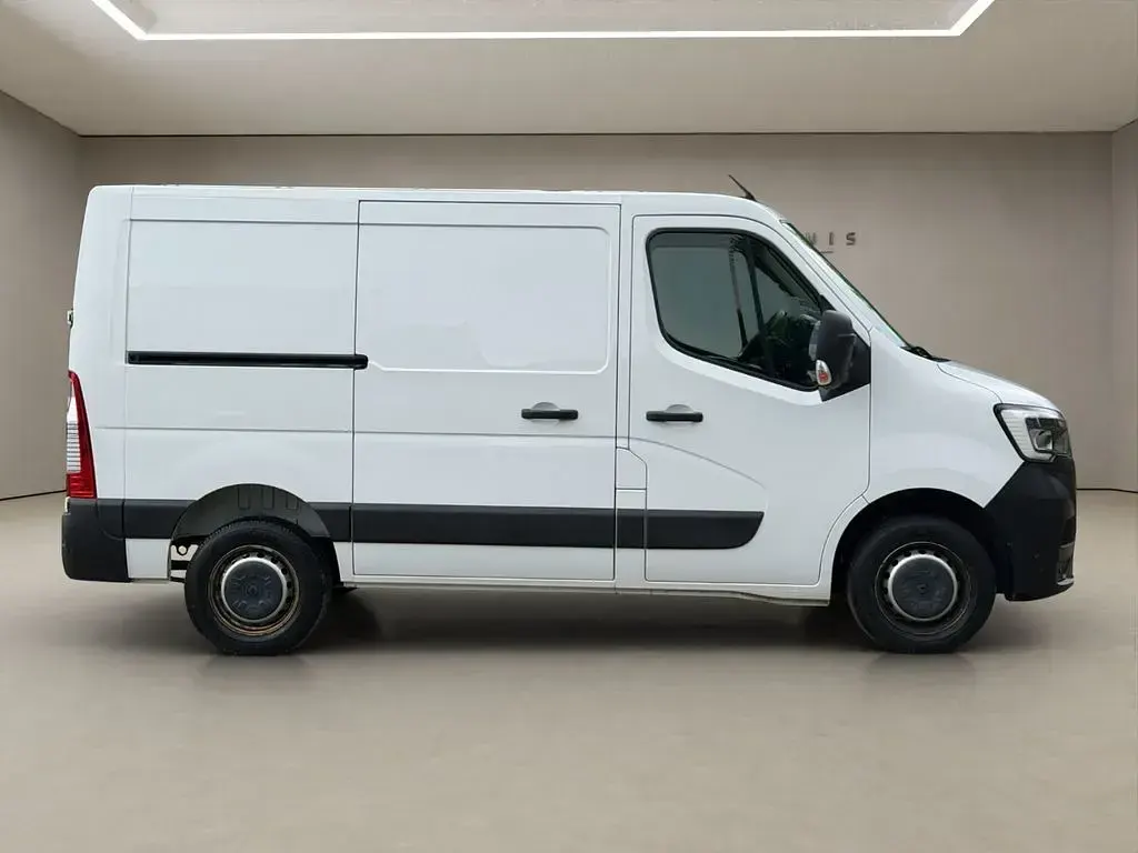 Gebraucht Renault Master 179 PS (131 kW) 2020 Weiß Van / Kleinbus