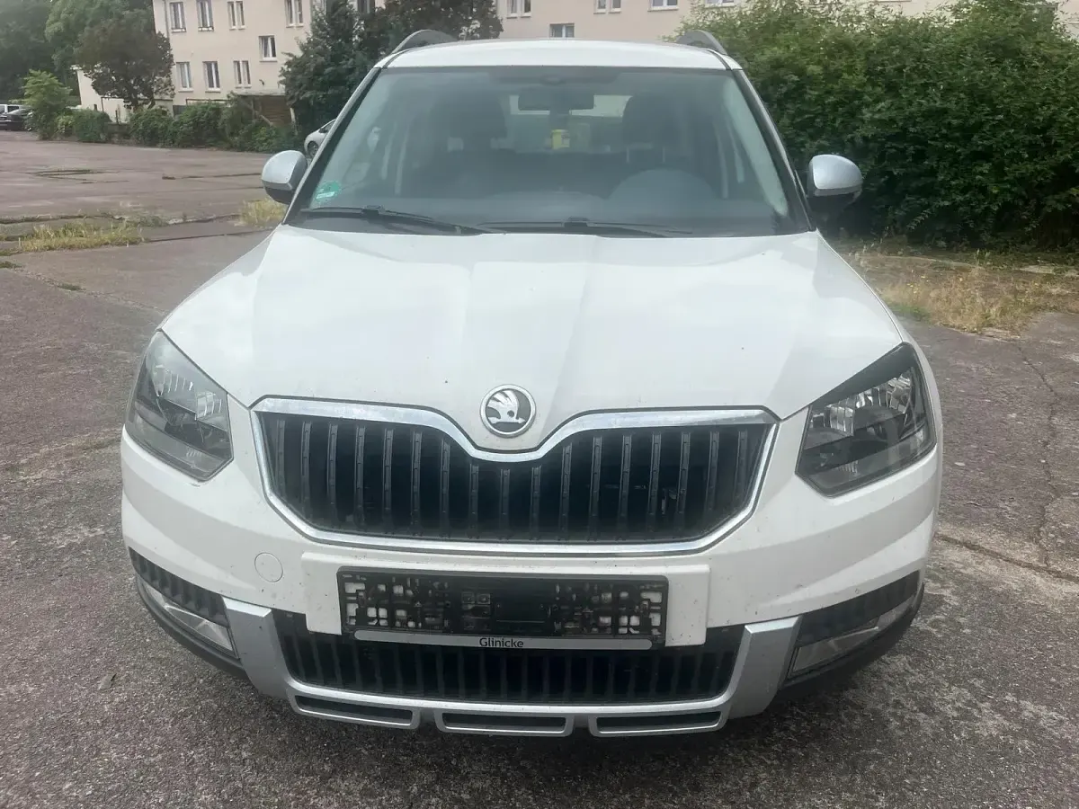 Gebraucht Skoda Yeti 105 PS (77 kW) 2014 Weiß SUV