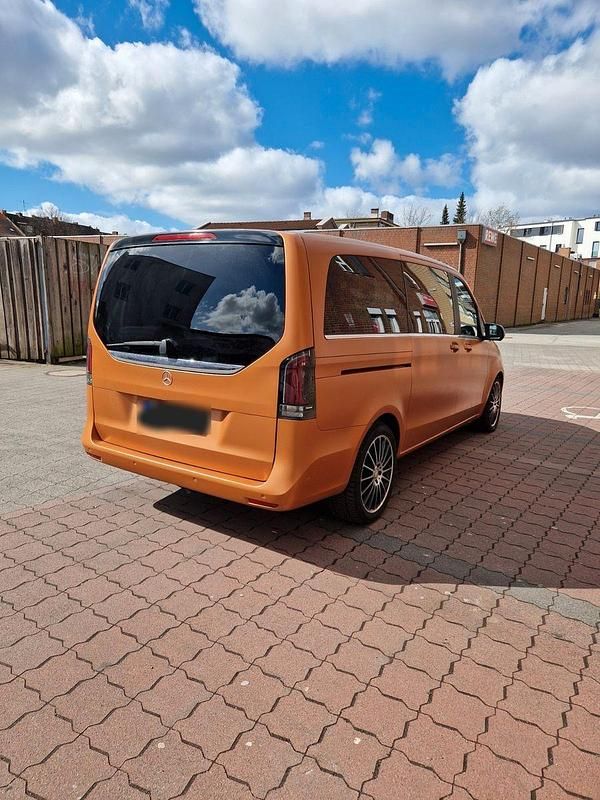 Gebraucht Mercedes V250 190 PS (139 kW) 2016 Weiß Van / Kleinbus