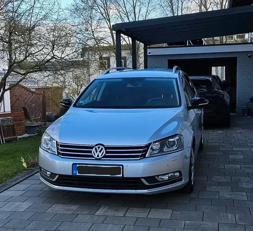 Gebraucht VW Passat 140 PS (102 kW) 2014 Silber Kombi