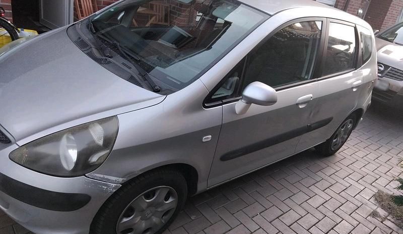 Gebraucht Honda Jazz 78 PS (57 kW) 2005 Silber Kleinwagen