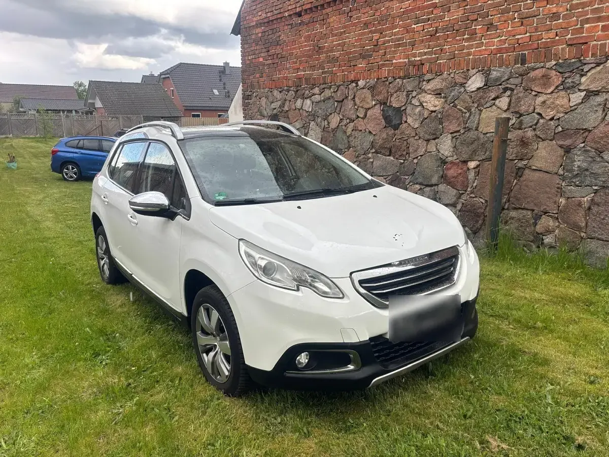 Gebraucht Peugeot 2008 82 PS (60 kW) 2013 Weiß SUV
