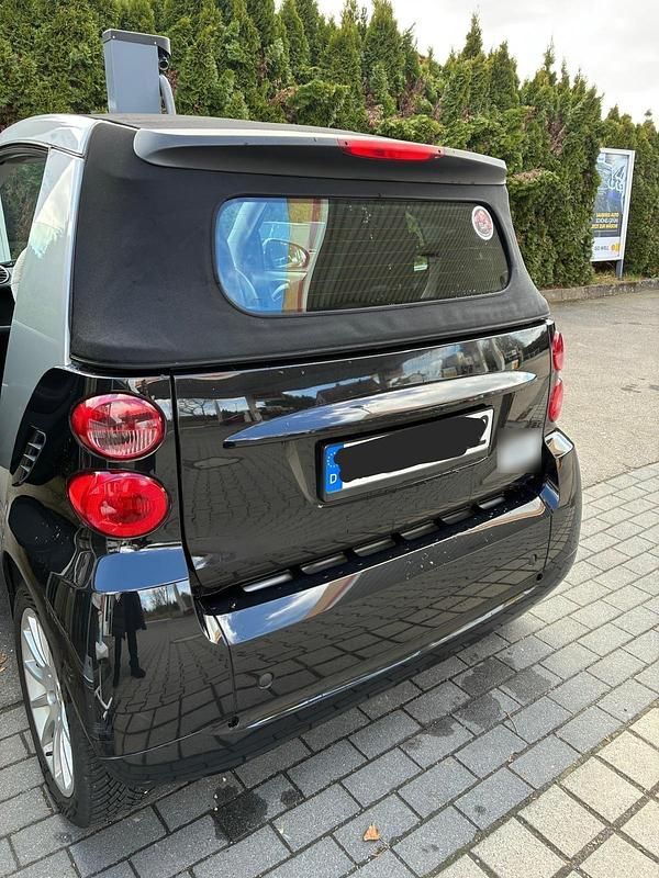 Gebraucht Smart ForTwo Cabrio 71 PS (52 kW) 2011 Schwarz Cabrio