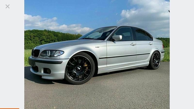 Silber Gebraucht 2003 BMW 330 M Sport Limousine | 8.490 € (Fairer Preis) - Bild 1/4