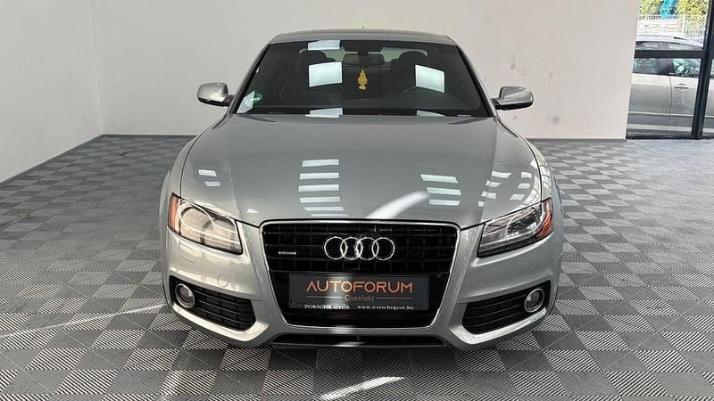 Gebraucht Audi A5 Comfort 265 PS (194 kW) 2010 Silber Coupé
