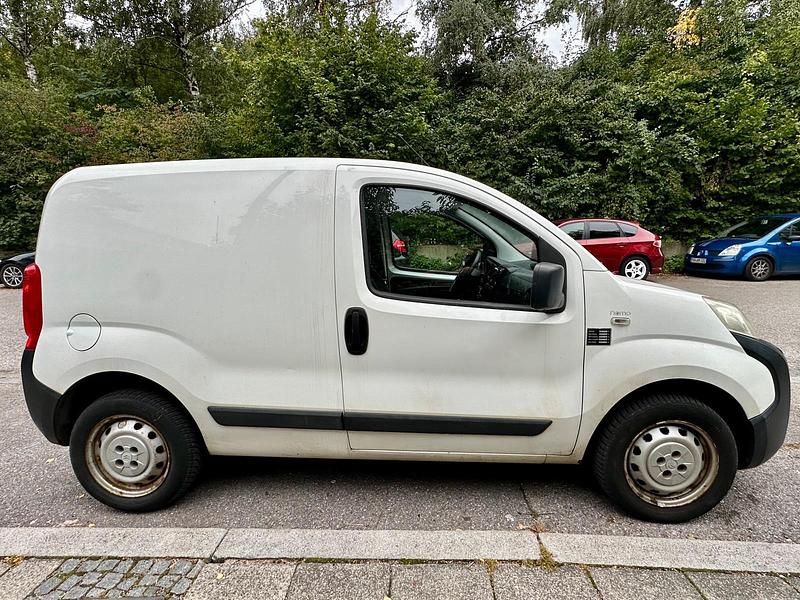 Gebraucht Citroën Nemo 73 PS (53 kW) 2013 Weiß Van / Kleinbus