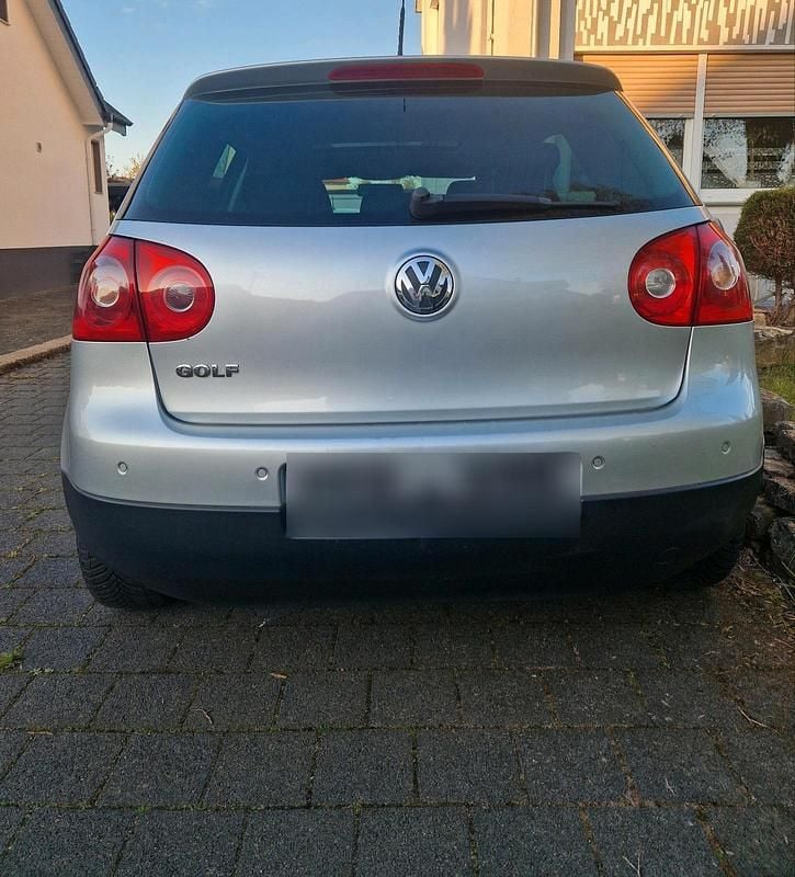 Usata VW Golf V 80 CV (58 kW) 2007 Grigio Utilitaria