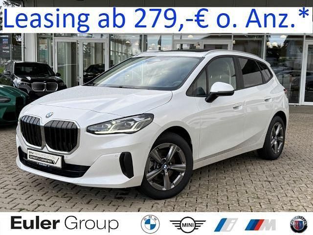 Weiss Gebraucht 2024 BMW 218 Active Tourer Van / Kleinbus | 26.490 € (Superpreis) - Bild 1/4