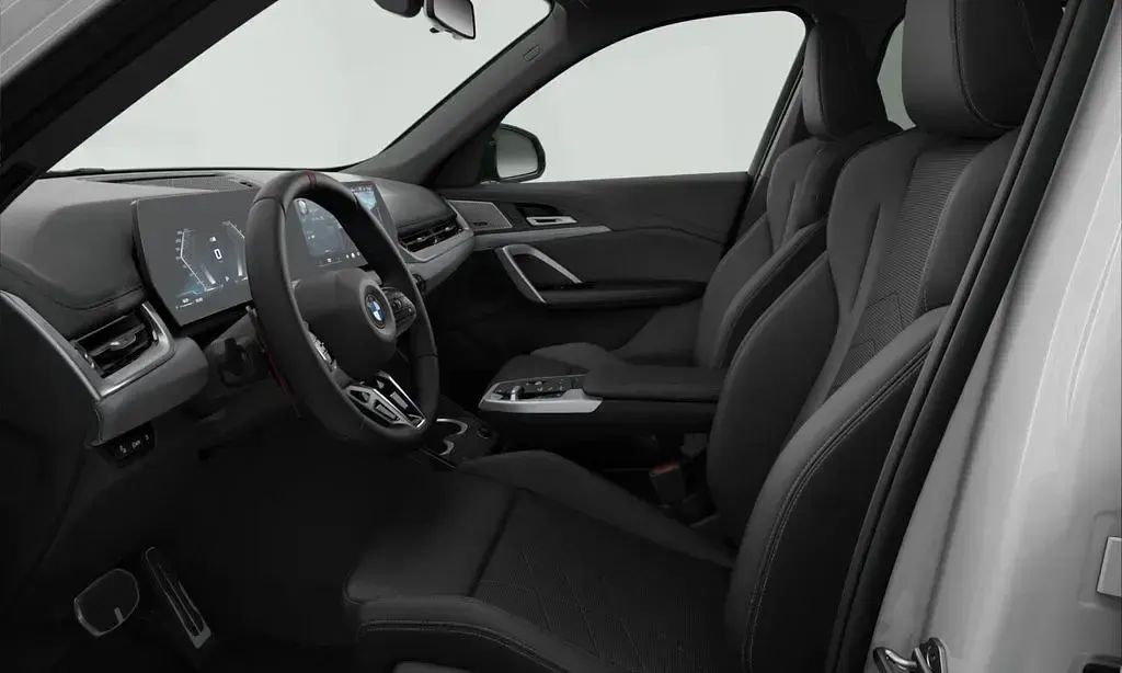 Neu BMW X1 Performance 300 PS (220 kW) 2026 Weiß SUV