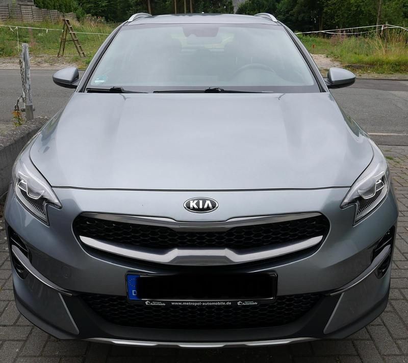 Silber Gebraucht 2020 Kia XCeed SUV | 9.900 € (Superpreis) - Bild 1/4