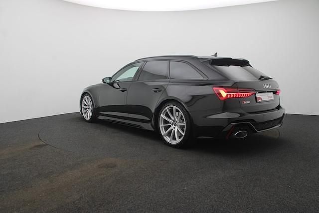 Gebraucht Audi RS6 Ambiente 600 PS (441 kW) 2024 Mythosschwarz metallic Kombi