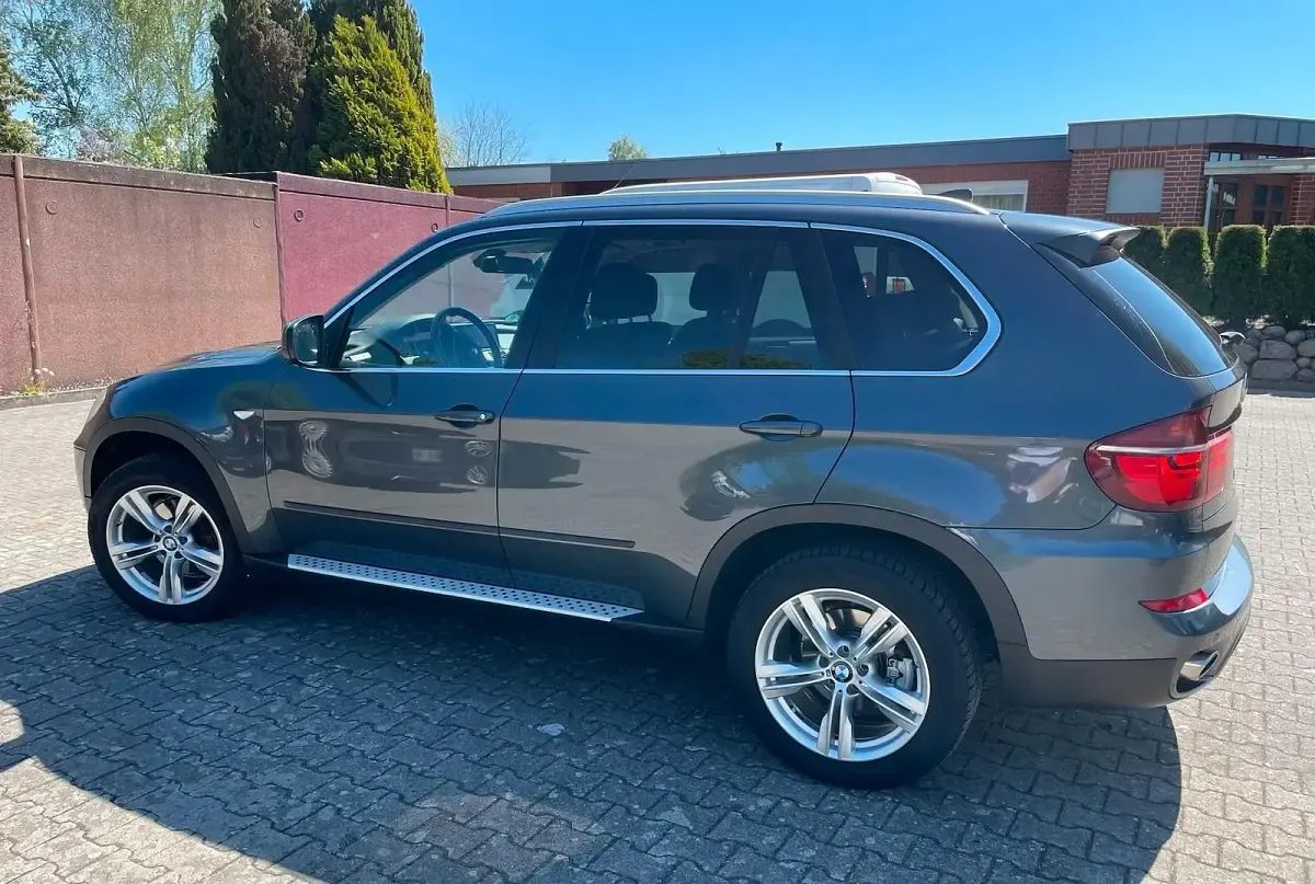 Gebraucht BMW X5 245 PS (180 kW) 2011 Grau SUV