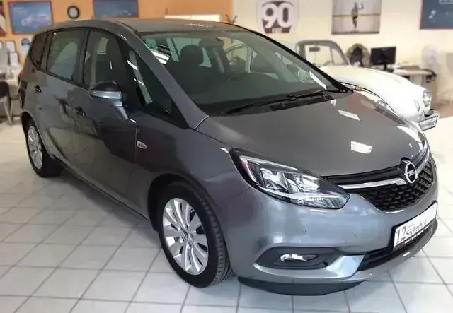 Gebraucht Opel Zafira 140 PS (102 kW) 2018 Grau Van / Kleinbus