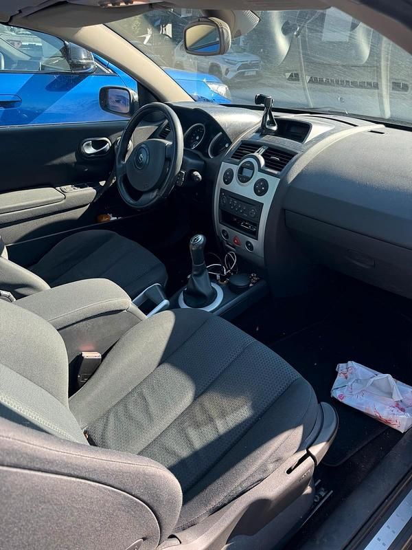 Gebraucht Renault Mégane Cabriolet 120 PS (88 kW) 2004 Schwarz Cabrio