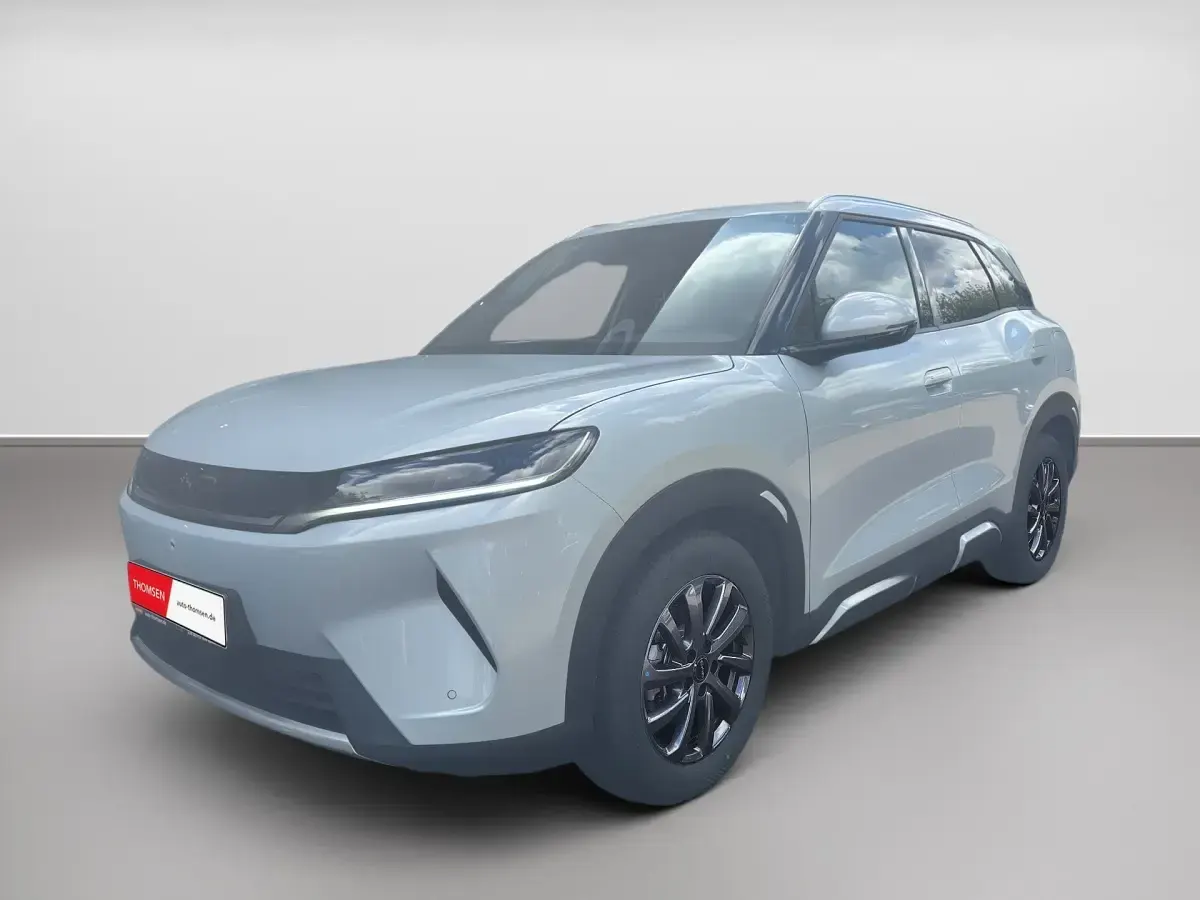 Neu BYD Atto 2 Boost 212 PS (155 kW) 2026 Skiing white SUV