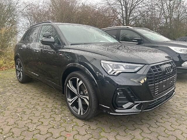 Gebraucht Audi Q3 S-Line 150 PS (110 kW) 2024 Mythosschwarz metallic SUV