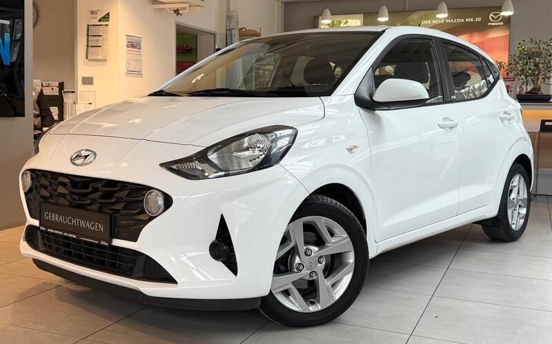 Weiß Gebraucht 2020 Hyundai i10 Select Kleinwagen | 8.490 € - Bild 1/4