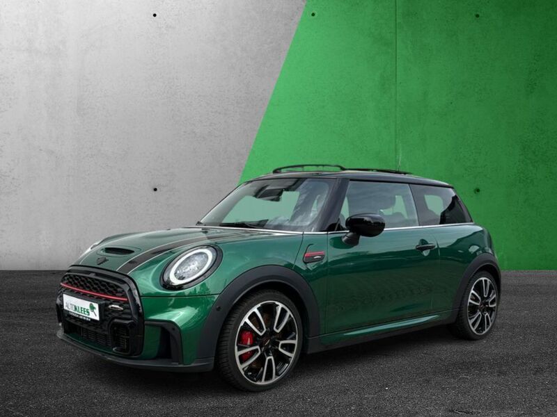 British racing green iv metall Gebraucht 2023 Mini John Cooper Works Kleinwagen | 37.490 € (Etwas zu teuer) - Bild 1/4