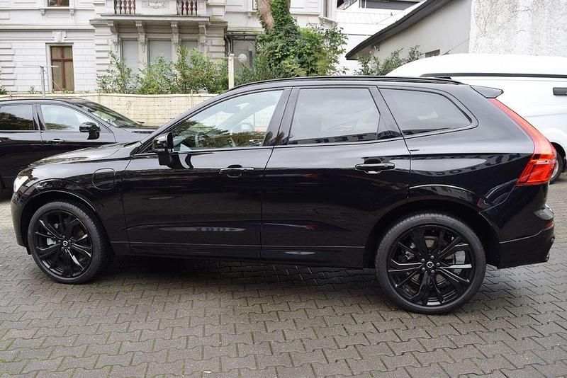 Gebraucht Volvo XC60 Plus 398 PS (292 kW) 2025 Onyx black / metallic SUV