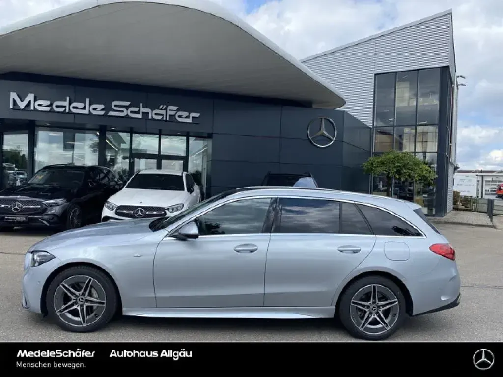 Gebraucht Mercedes E300 AMG 204 PS (150 kW) 2025 Lack hightechsilber (metallic) Kombi