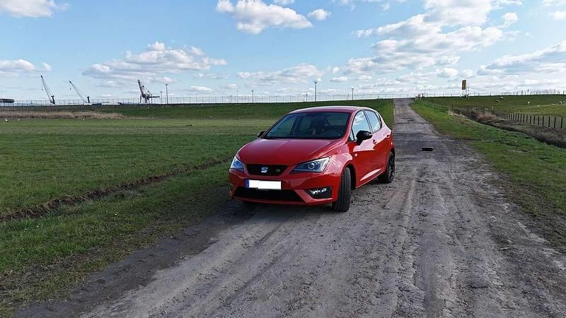 Gebraucht 2015 Seat Ibiza Limousine | 5.999 € (Guter Preis) - Bild 1/4